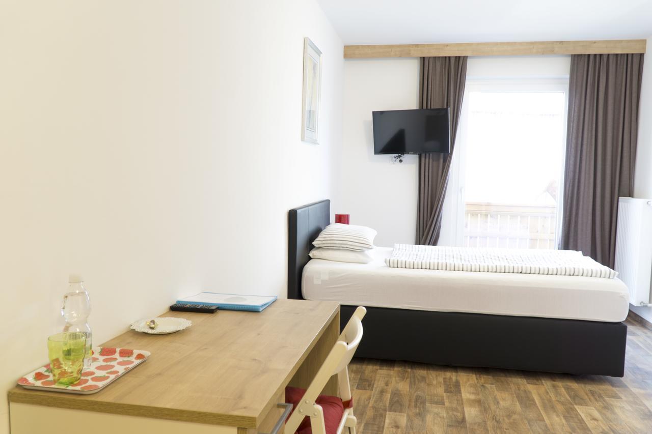 Gasthof Zur Post Hotel Hof bei Salzburg Buitenkant foto